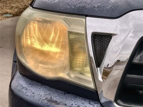 Used 2006 Toyota Tacoma PreRunner image 24