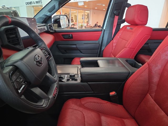 Used 2024 Toyota Sequoia TRD Pro AWD/4WD image 9