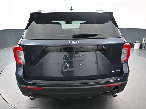 Used 2023 Ford Explorer ST-Line AWD/4WD image 8