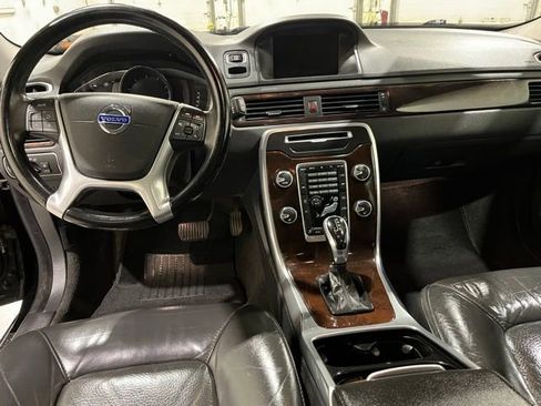 Used 2014 Volvo XC70 T6 image 16