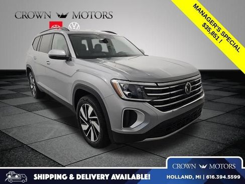 Used 2026 Volkswagen Atlas SE AWD/4WD image 1