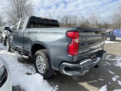 Used 2019 Chevrolet Silverado 1500 RST image 2