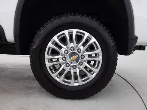 Used 2023 Chevrolet Silverado 2500 High Country w/ Z71 Off-Road Package AWD/4WD image 20