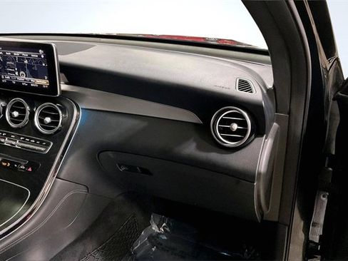 Used 2019 Mercedes-Benz GLC 300 4MATIC Coupe image 17