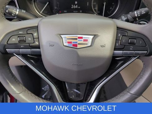 Certified 2023 Cadillac XT6 Premium Luxury AWD/4WD image 12