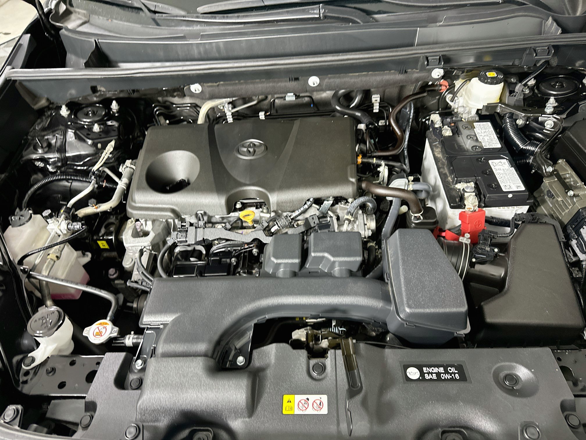 Used 2025 Toyota RAV4 LE FWD image 31