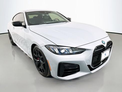 Certified 2026 BMW M440i Coupe w/ Premium Package image 3