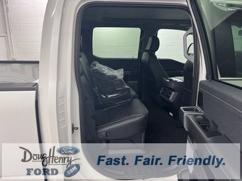 New 2025 Ford F350 Lariat w/ Lariat Ultimate Package image 35