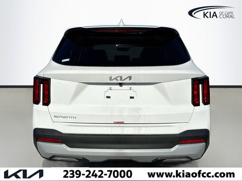 New 2026 Kia Sorento LX image 4