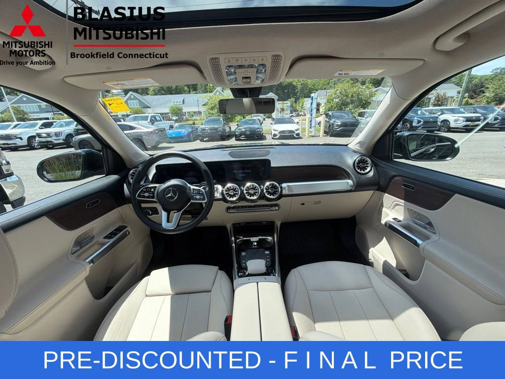 Used 2022 Mercedes-Benz GLB 250 4MATIC w/ Premium Package Lite image 65