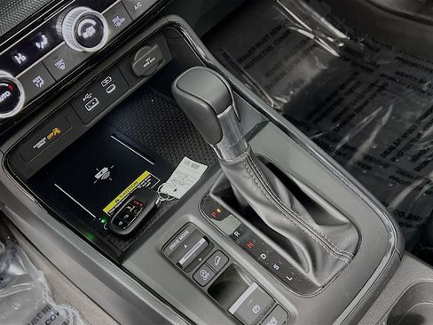 Used 2024 Honda CR-V EX-L image 16