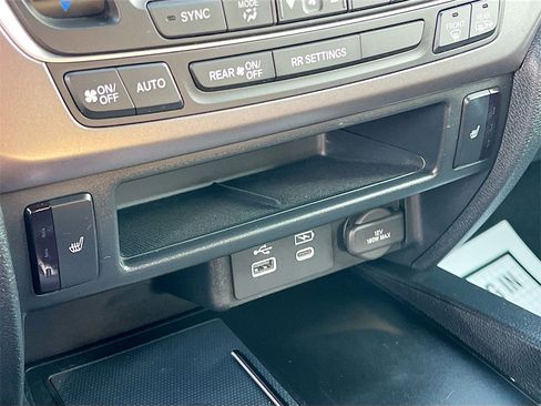 Used 2024 Honda Passport EX-L image 19