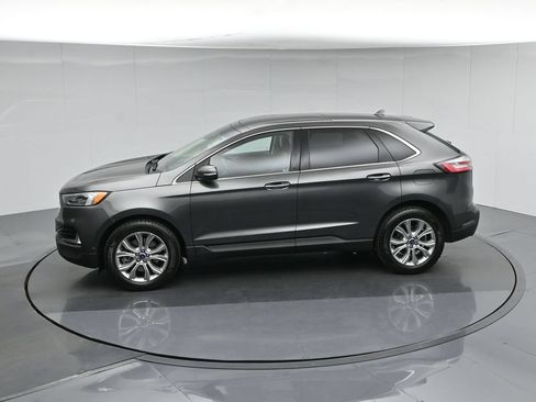 Used 2020 Ford Edge Titanium w/ Equipment Group 301A AWD/4WD image 46
