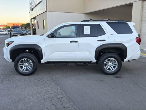 Used 2025 Toyota 4Runner SR5 image 7