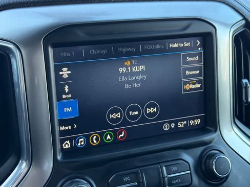 Used 2021 Chevrolet Silverado 3500 LTZ w/ LTZ Premium Package image 17