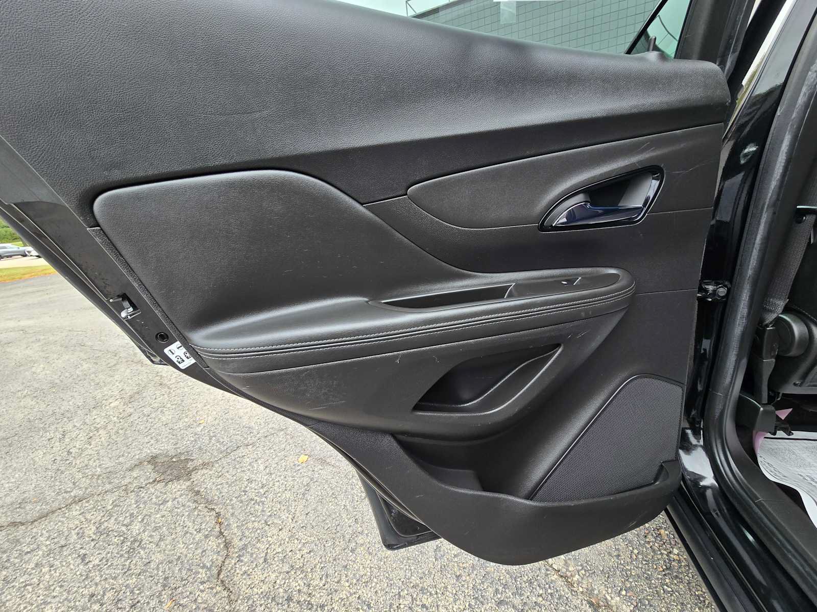 Used 2018 Buick Encore Preferred w/ Experience Buick Package FWD image 12