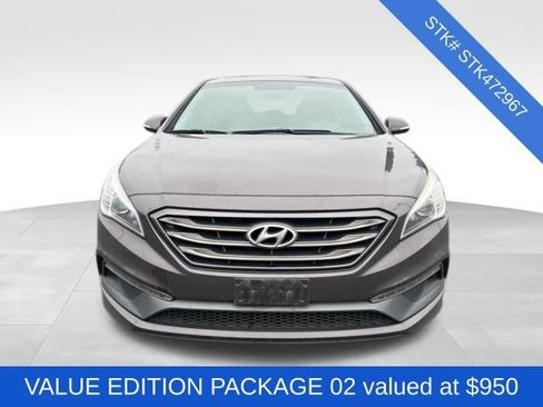 Used 2017 Hyundai Sonata Sport w/ Value Edition Package 02 image 2