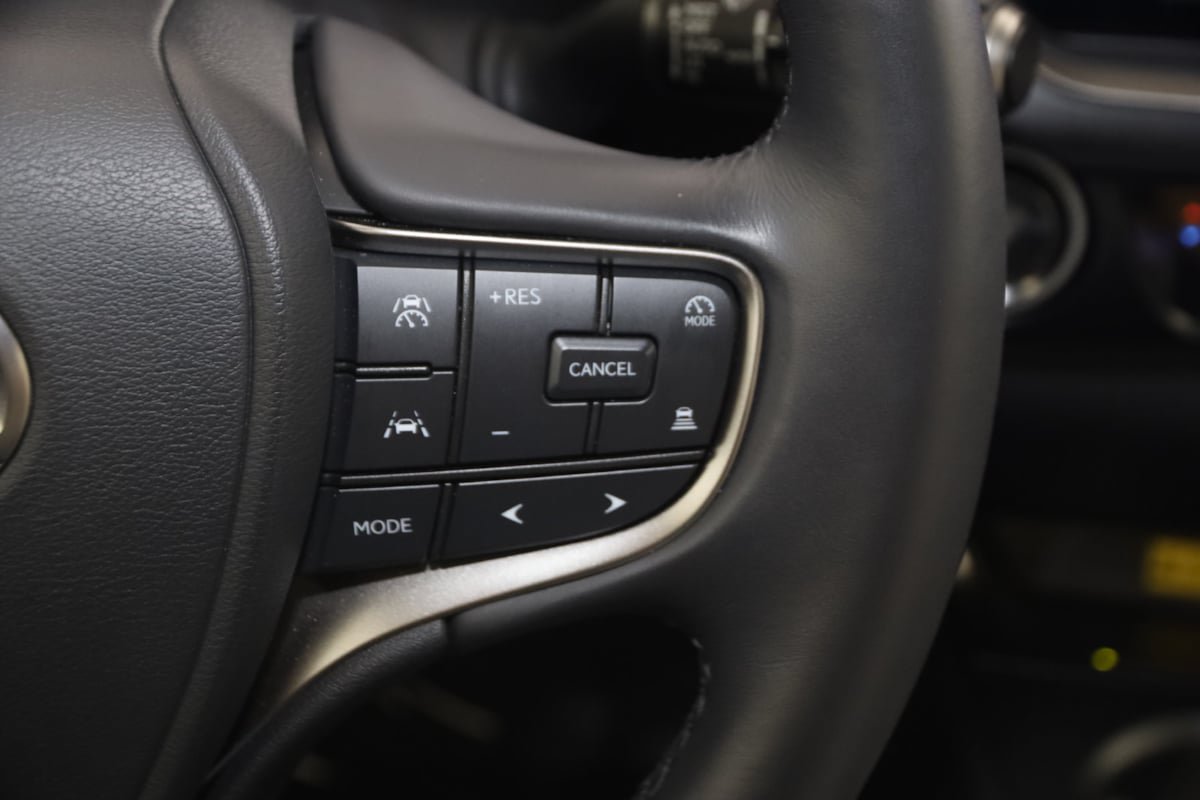 Used 2025 Lexus UX 300h FWD w/ Accessory Package (Z1) image 30
