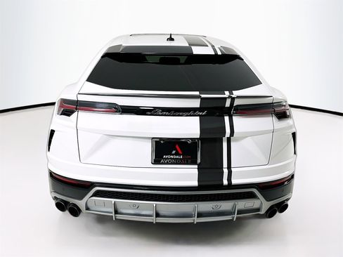 Used 2021 Lamborghini Urus image 7