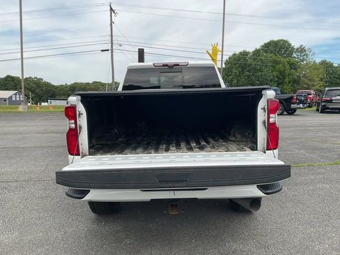 Used 2020 Chevrolet Silverado 2500 High Country w/ Z71 Off-Road Package AWD/4WD image 7