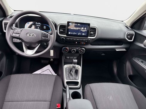 New 2026 Hyundai Venue SE image 16