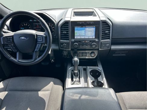 Used 2018 Ford F150 XLT w/ Equipment Group 302A Luxury AWD/4WD image 13