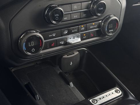 Used 2025 Ford Bronco Big Bend image 20