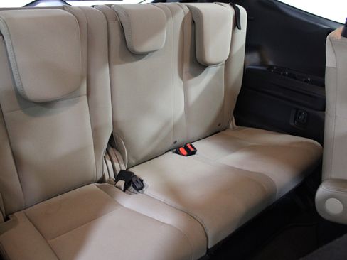 Used 2023 Subaru Ascent Premium w/ Convenience Package image 24