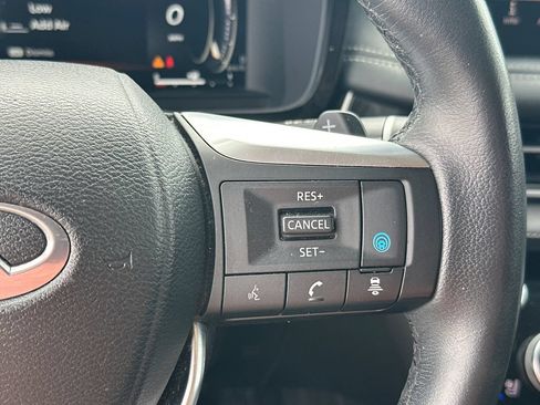 Used 2023 INFINITI QX60 Luxe w/ Performance Audio Package FWD image 25