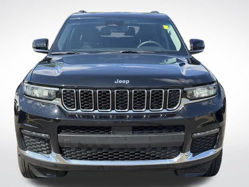 Used 2023 Jeep Grand Cherokee L Limited AWD/4WD image 3