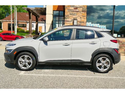 Used 2023 Hyundai Kona SEL AWD/4WD image 6