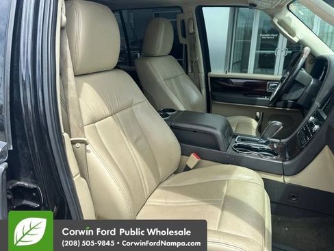 Used 2015 Lincoln Navigator L 4WD w/ Equipment Group 101A Reserve image 9