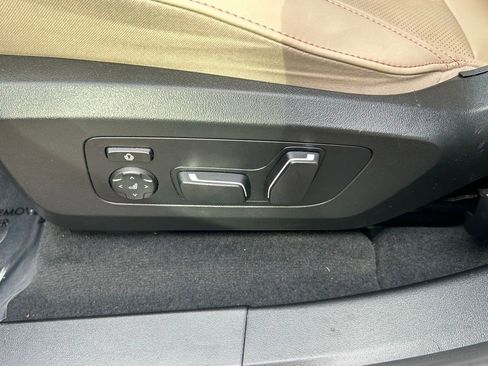 Used 2025 BMW X3 xDrive30i AWD/4WD image 17