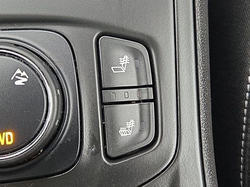 Used 2022 GMC Terrain SLE w/ Driver Convenience Package image 23