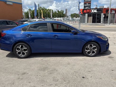 Used 2019 Kia Forte LXS image 4