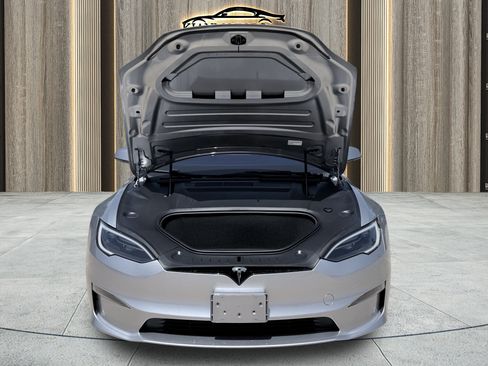 Used 2025 Tesla Model S AWD/4WD image 17
