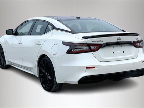 Used 2023 Nissan Maxima SR w/ Sport Mat Group image 9