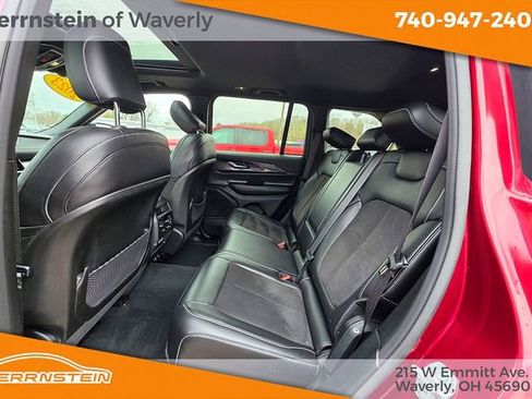 Used 2023 Jeep Grand Cherokee Altitude image 20