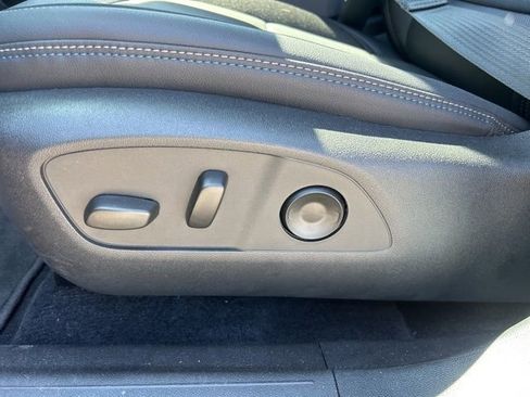 New 2026 Chevrolet Equinox EV LT w/ Convenience Package II image 16