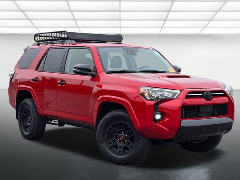 Used 2021 Toyota 4Runner Venture w/ Moonroof Package AWD/4WD image 13