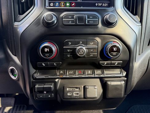 Certified 2020 Chevrolet Silverado 1500 LT w/ All-Star Edition image 21