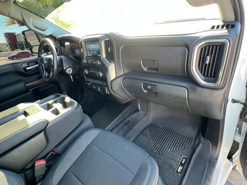 Used 2020 Chevrolet Silverado 2500 LT w/ Gooseneck/5TH Wheel Package image 23