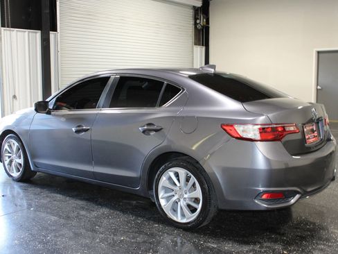 Used 2017 Acura ILX FWD image 5