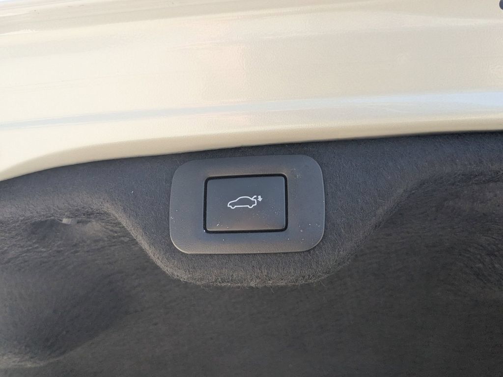 Used 2025 Lexus ES 350 w/ Premium Package FWD image 28