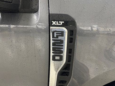 Certified 2024 Ford F250 XLT AWD/4WD image 4