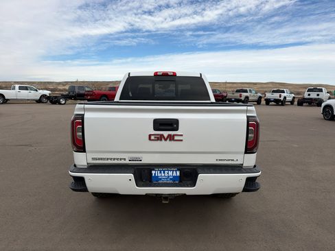 Used 2017 GMC Sierra 1500 Denali image 6