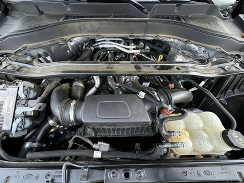 Used 2020 Ford Explorer ST w/ Premium Technology Package image 27