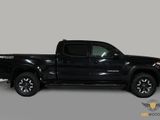 Used 2016 Toyota Tacoma TRD Off-Road image 4