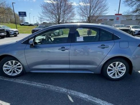 New 2026 Toyota Corolla XLE FWD image 5