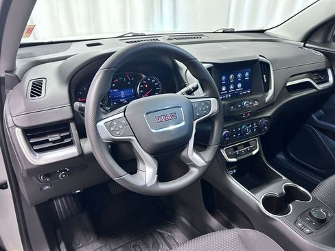 Used 2022 GMC Terrain SLE w/ Driver Convenience Package AWD/4WD image 2